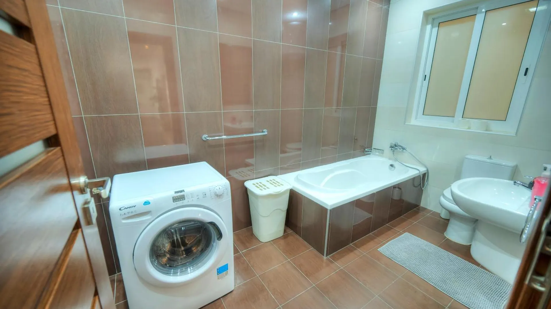 Bright & Large 2Bedrooms In Sliema Center Mpor1-1 0*,  Malta