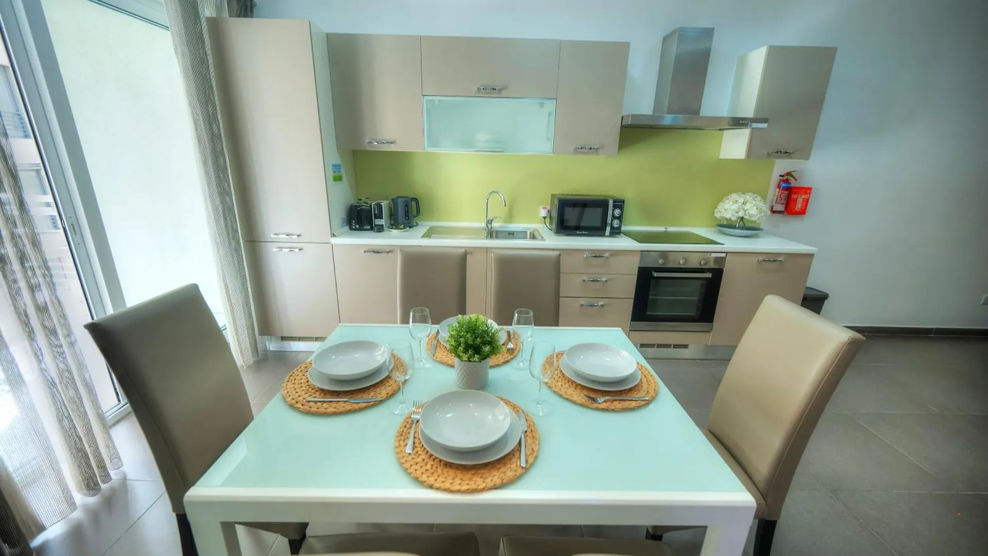 Bright & Large 2Bedrooms In Sliema Center Mpor1-1 Apartment
