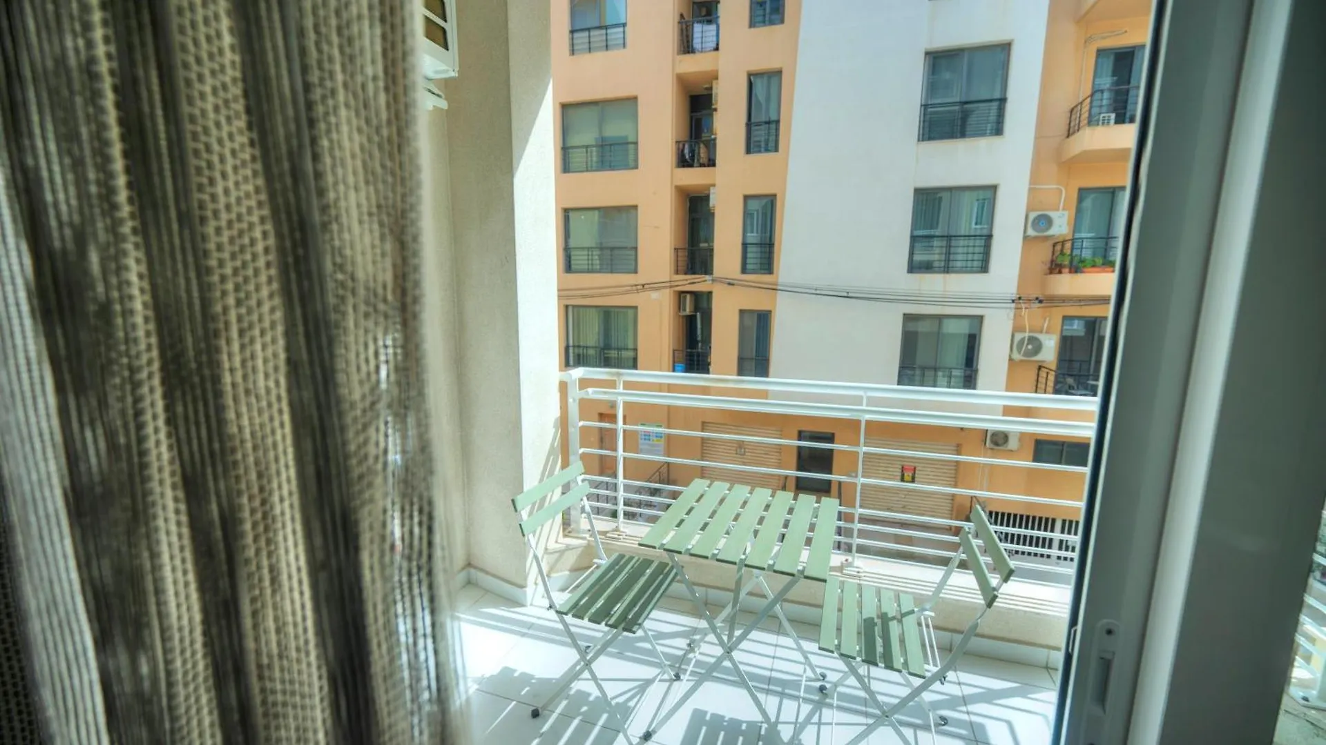 Apartment Bright & Large 2Bedrooms In Sliema Center Mpor1-1