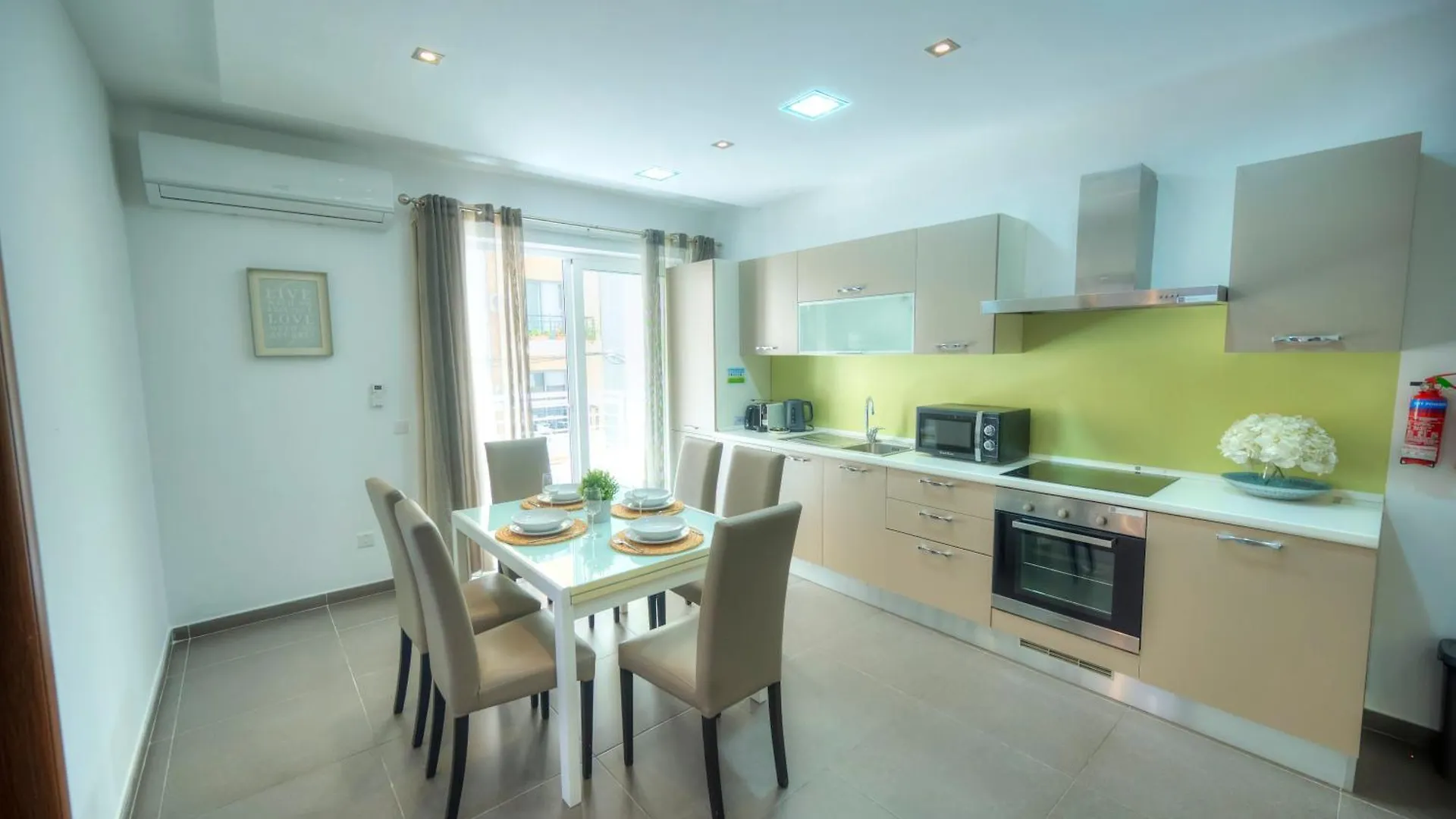 Bright & Large 2Bedrooms In Sliema Center Mpor1-1 Malta
