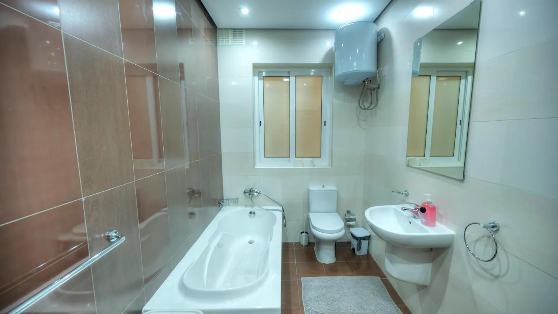 Apartment Bright & Large 2Bedrooms In Sliema Center Mpor1-1